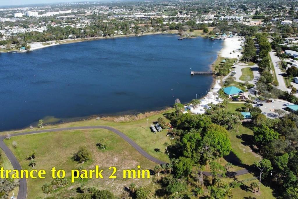 The Boho Bliss - Lakeview Elegance 3Miles Downtown North North Naples エクステリア 写真
